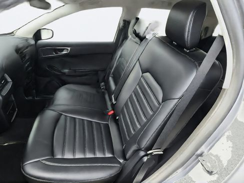Used 2024 Ford Edge SEL AWD/4WD image 23