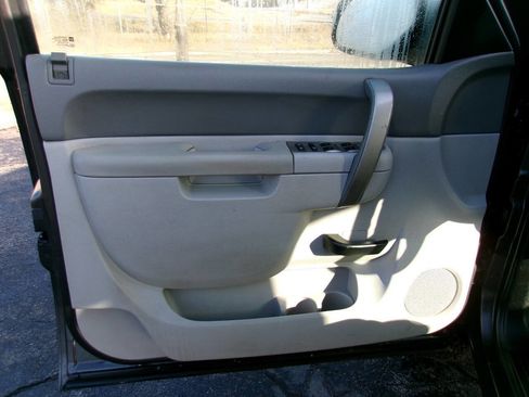 Used 2011 Chevrolet Silverado 2500 W/T image 15