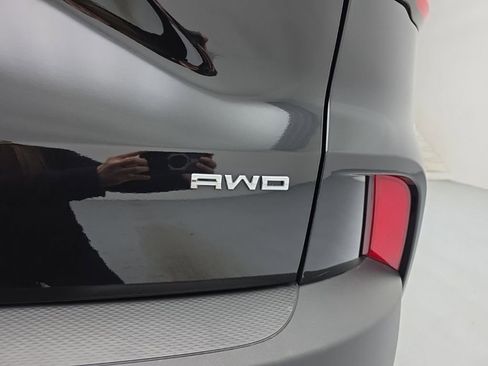 Used 2025 Ford Escape Platinum image 55