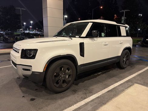 Used 2025 Land Rover Defender 110 S image 1