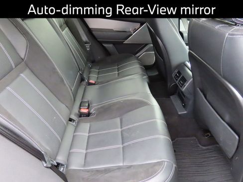 Used 2021 Land Rover Range Rover Velar R-Dynamic S image 15