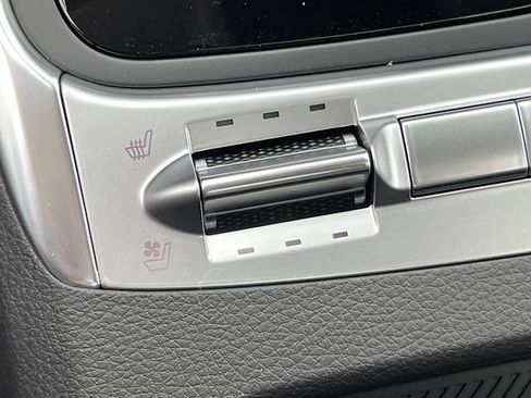 New 2026 Kia Carnival SX w/ SX Dark Edition Package FWD image 21