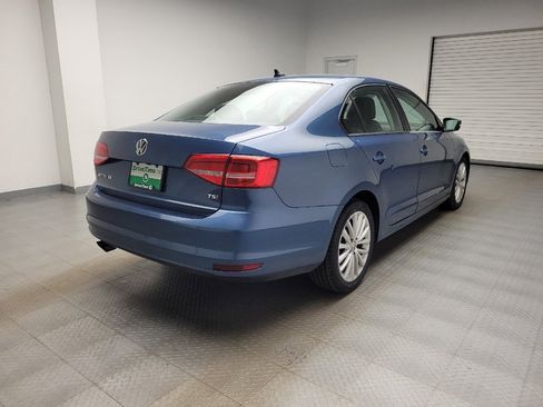 Used 2015 Volkswagen Jetta SE FWD image 9