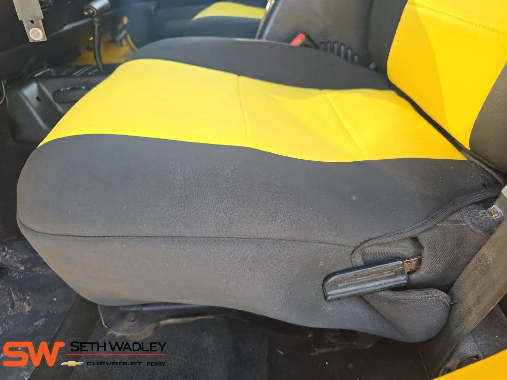 Used 2004 Jeep Wrangler 4WD image 23