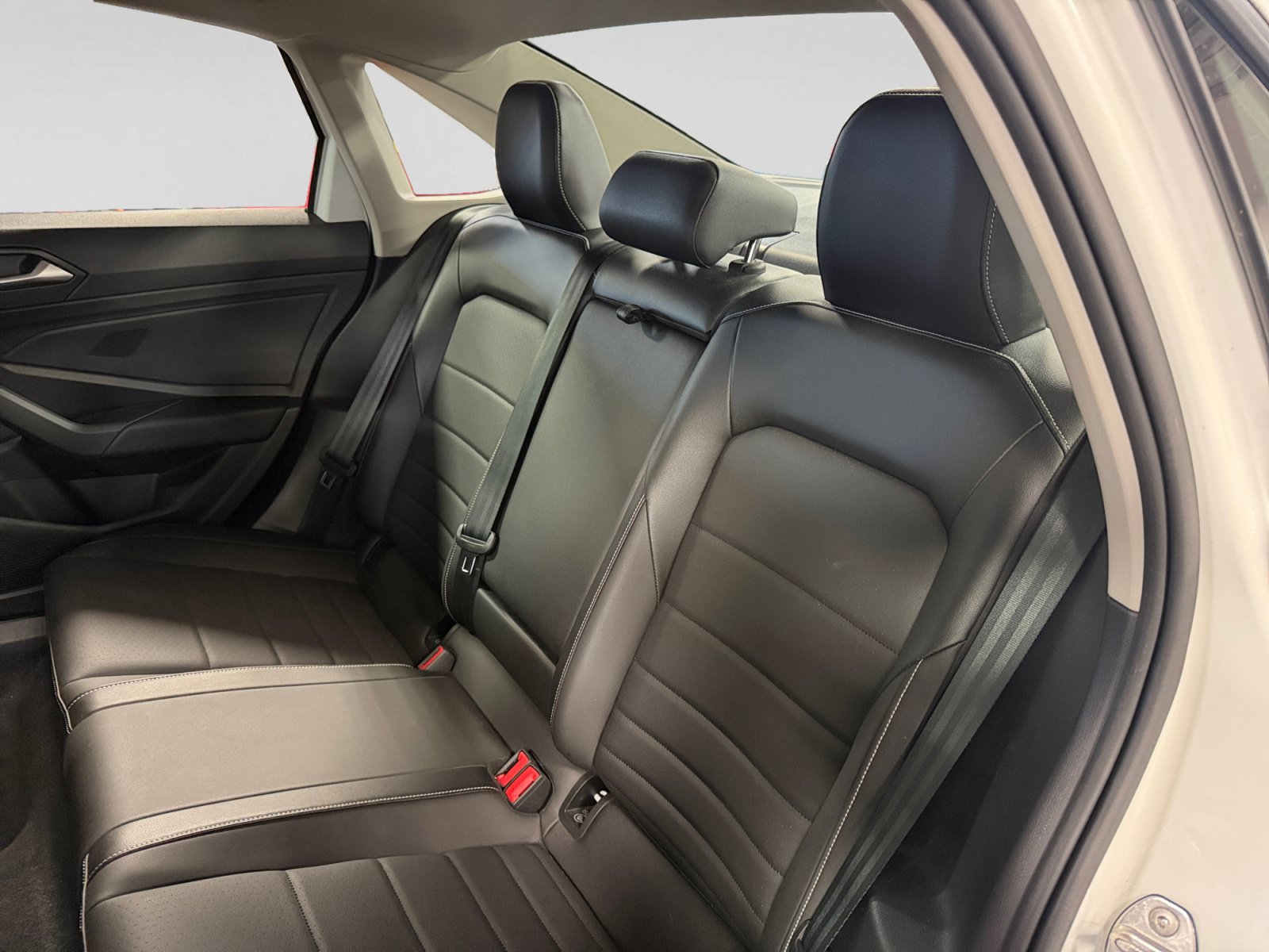 Used 2023 Volkswagen Jetta SE FWD image 20