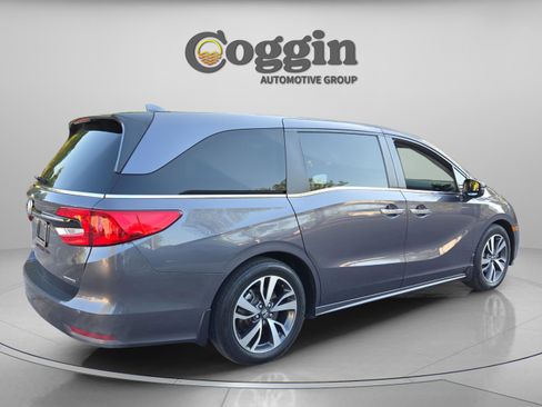 Used 2023 Honda Odyssey Touring image 5