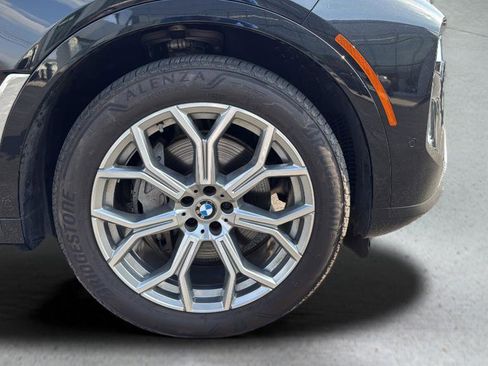 Used 2025 BMW X7 xDrive40i w/ Climate Comfort Package AWD/4WD image 13