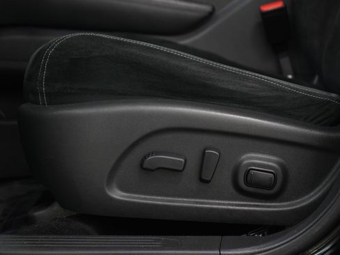 Used 2017 Nissan Murano SV image 21