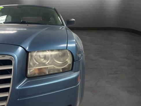 Used 2007 Chrysler 300 RWD image 27
