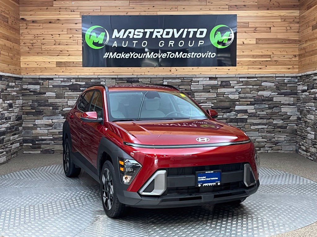 Used 2024 Hyundai Kona SEL w/ Convenience Package AWD/4WD image 2