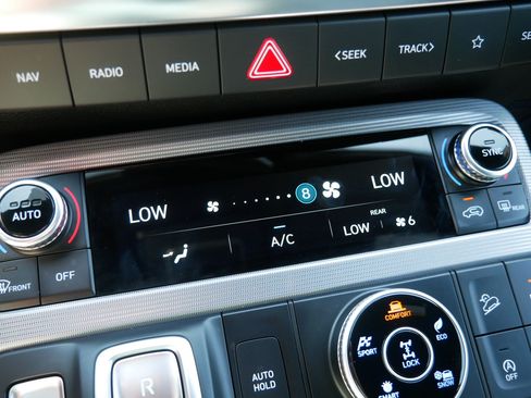 Used 2024 Hyundai Palisade Calligraphy AWD/4WD image 23