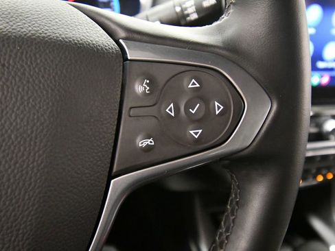 Used 2023 Chevrolet Traverse LT AWD/4WD image 21