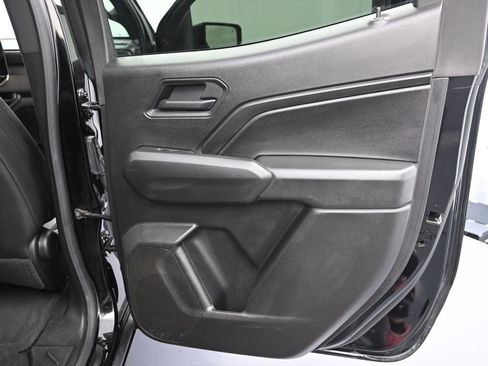 Certified 2025 Chevrolet Colorado Trail Boss image 38