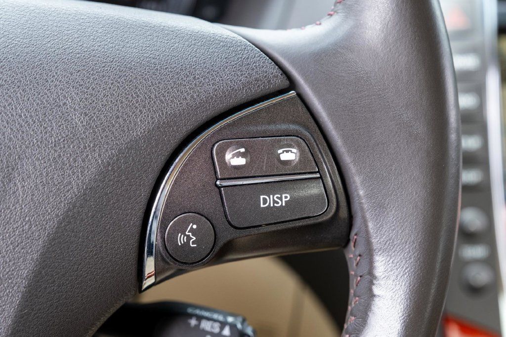 Used 2011 Lexus ES 350 w/ Preferred Accessory Package FWD image 26
