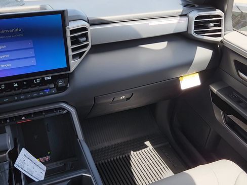 New 2026 Toyota Tundra Limited AWD/4WD image 6
