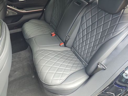 Certified 2025 Mercedes-Benz S 580e 4MATIC Sedan image 14