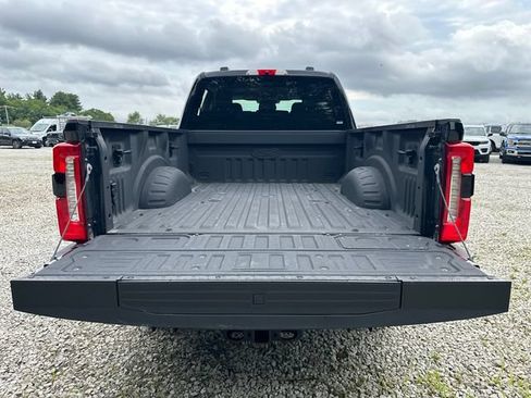 Certified 2023 Ford F250 XLT w/ XLT Premium Package AWD/4WD image 14