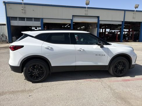 Used 2021 Chevrolet Blazer LT FWD image 10