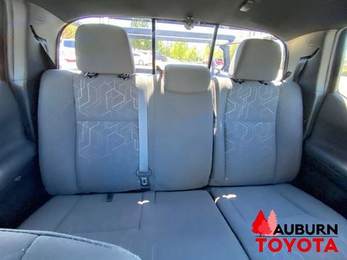 Used 2018 Toyota Tacoma TRD Sport AWD/4WD image 23