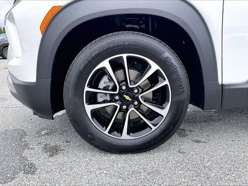 New 2026 Chevrolet TrailBlazer LT w/ Convenience Package FWD image 7