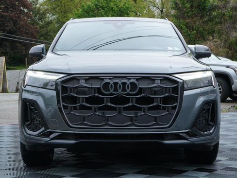 Used 2025 Audi SQ7 Premium Plus AWD/4WD image 15