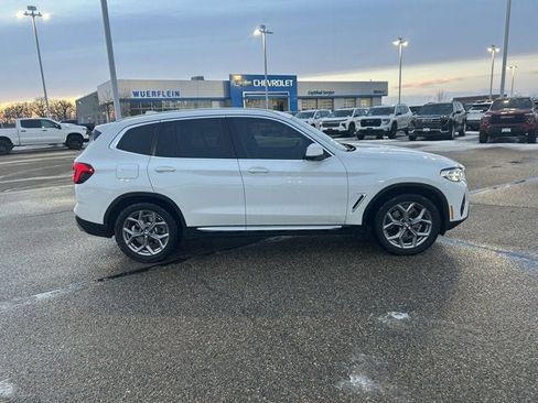 Used 2022 BMW X3 xDrive30i w/ Convenience Package image 2