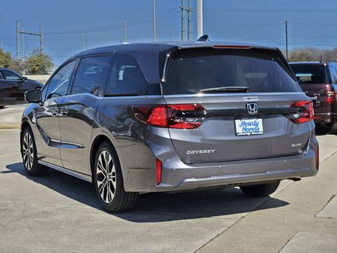 New 2026 Honda Odyssey Elite image 6