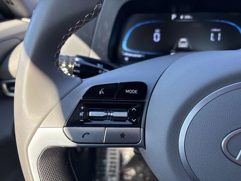 Certified 2025 Hyundai Elantra Sport image 14