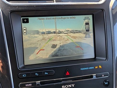 Used 2018 Ford Explorer Platinum image 23