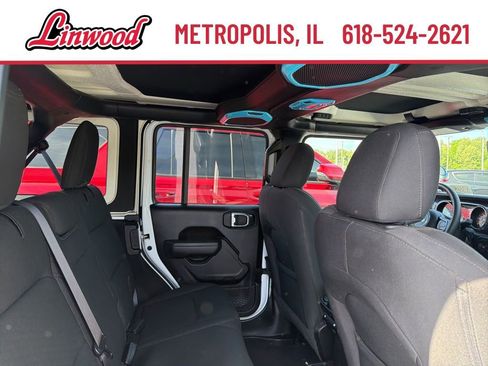 Used 2022 Jeep Wrangler Unlimited Sport AWD/4WD image 10