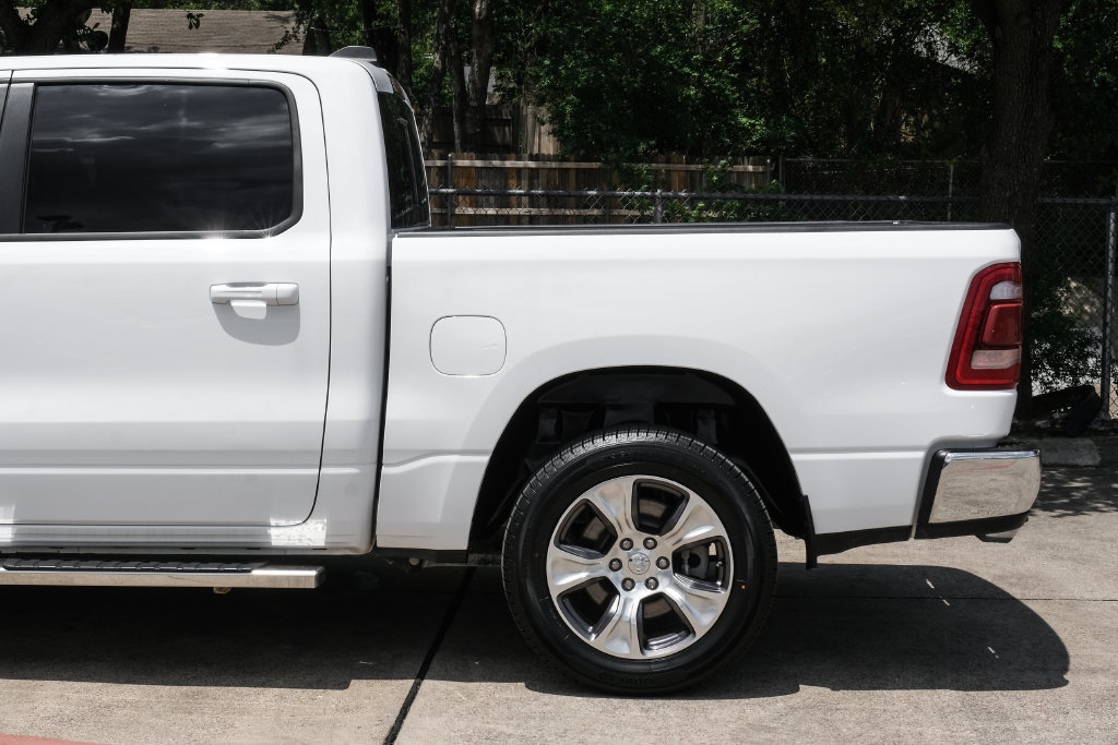 Used 2023 RAM 1500 Laramie AWD/4WD image 23