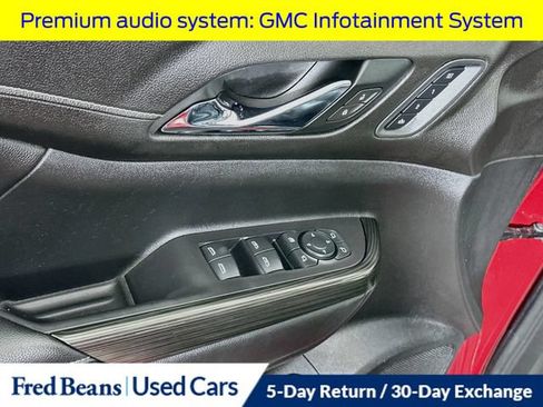 Used 2020 GMC Acadia SLT w/ Driver Alert Package II AWD/4WD image 23