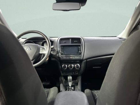 Used 2024 Mitsubishi Outlander Sport ES image 35