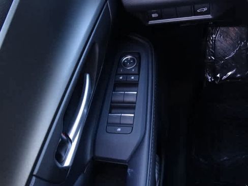 Used 2024 Toyota Grand Highlander XLE image 38