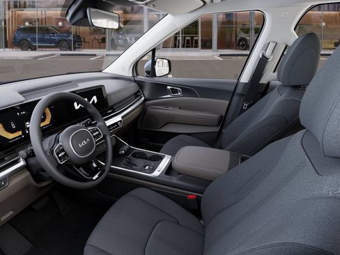 New 2026 Kia Carnival LX FWD image 17