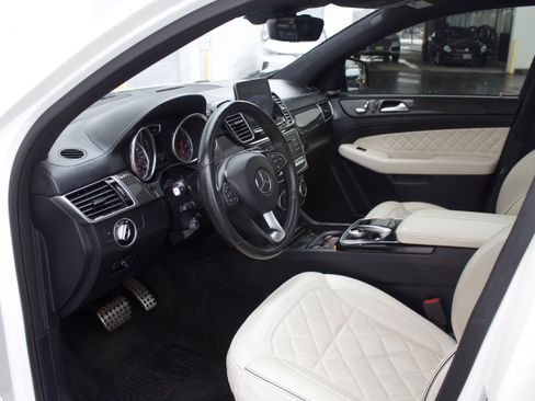 Used 2018 Mercedes-Benz GLE 43 AMG 4MATIC image 13