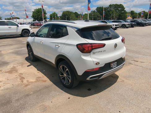 Used 2023 Buick Encore GX Select w/ Safety Package II AWD/4WD image 7