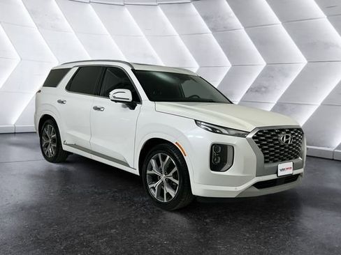 Used 2021 Hyundai Palisade Limited FWD image 1