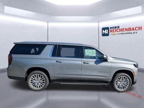 New 2026 Chevrolet Suburban LS image 3