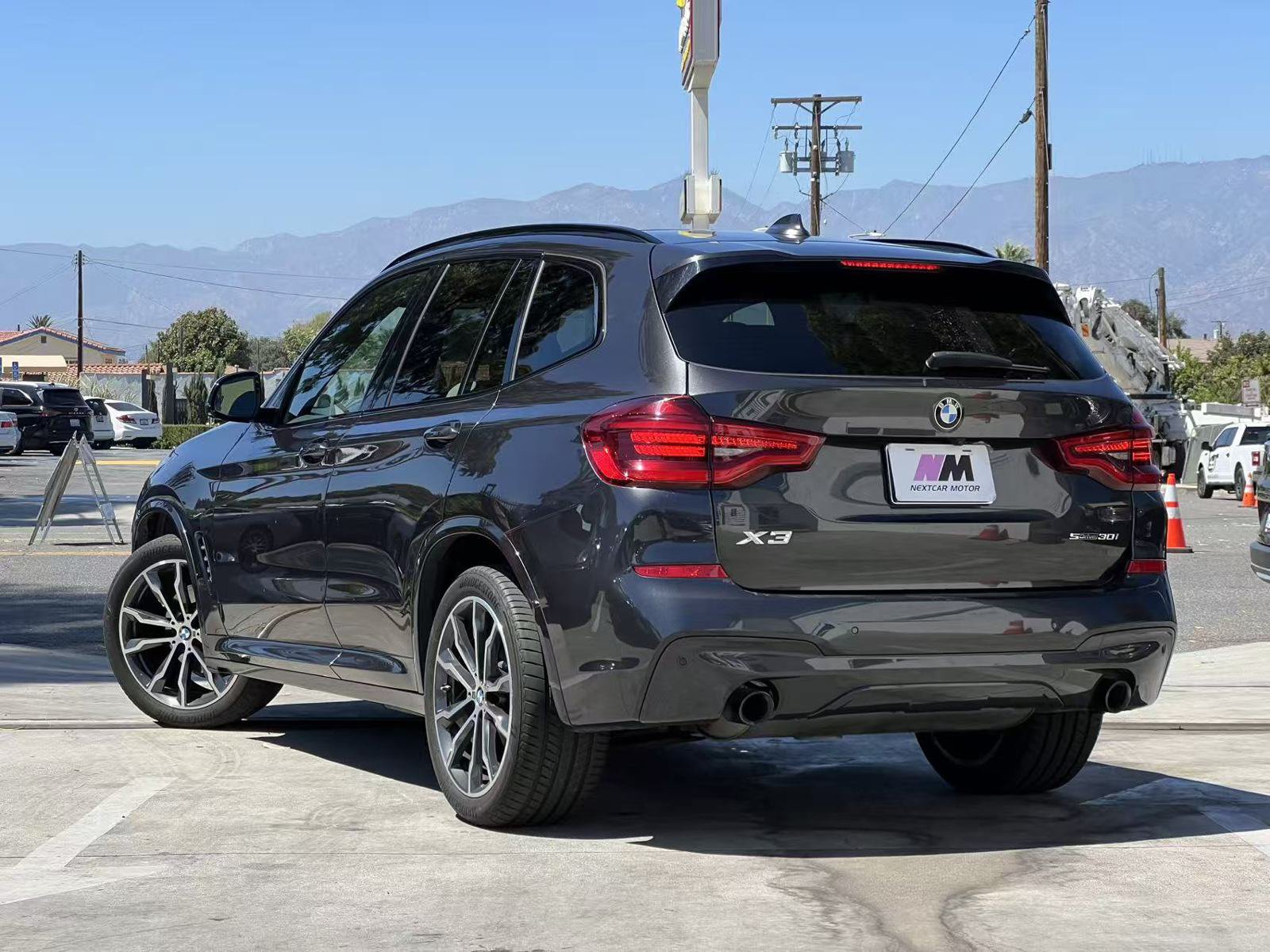 Used 2021 BMW X3 sDrive30i w/ M Sport Package RWD image 5