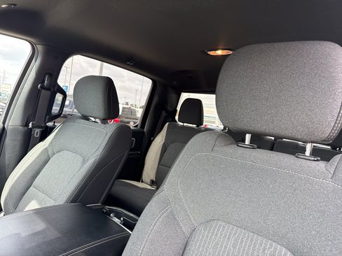 Used 2020 RAM 1500 Big Horn AWD/4WD image 28