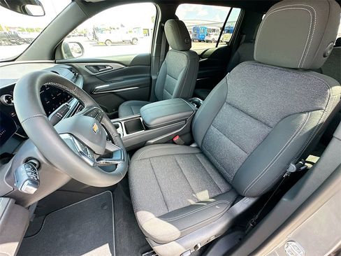 New 2026 Chevrolet Traverse LT image 15