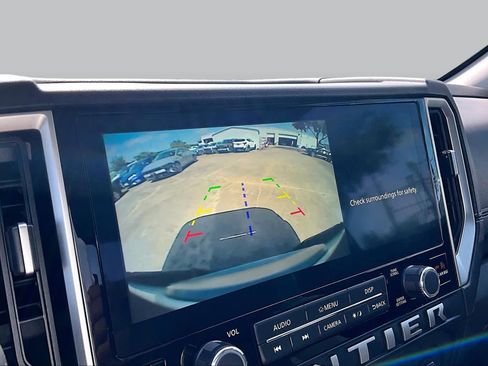 Certified 2025 Nissan Frontier SV RWD image 45