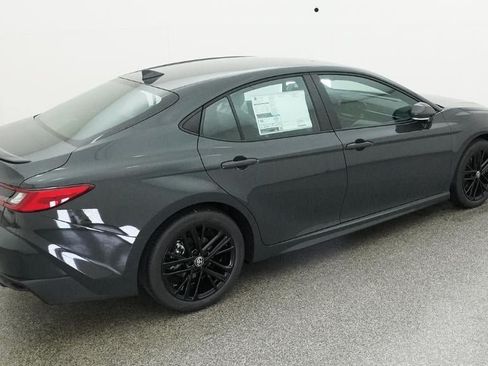 New 2026 Toyota Camry SE FWD image 9