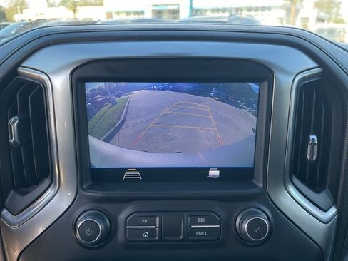 Used 2019 Chevrolet Silverado 1500 LT w/ Texas Edition image 21