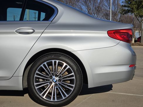 Used 2020 BMW 530i w/ Convenience Package image 13