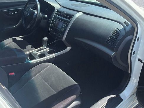 Used 2013 Nissan Altima 2.5 SV w/ 2.5SV Convenience Pkg FWD image 12