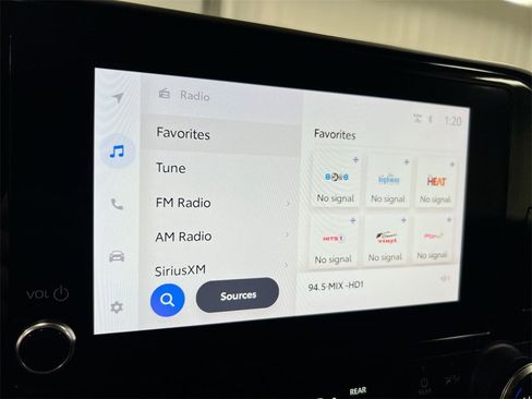 Used 2023 Toyota Highlander LE image 13