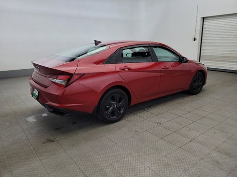 Used 2023 Hyundai Elantra SEL image 10