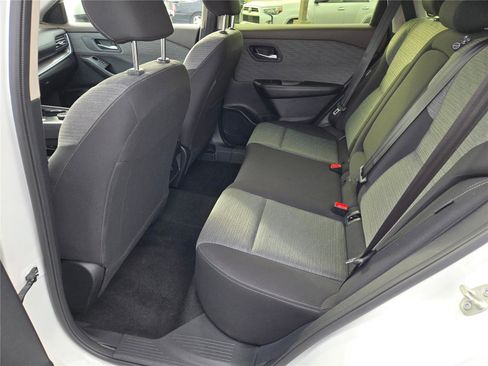 Used 2023 Nissan Rogue SV image 20